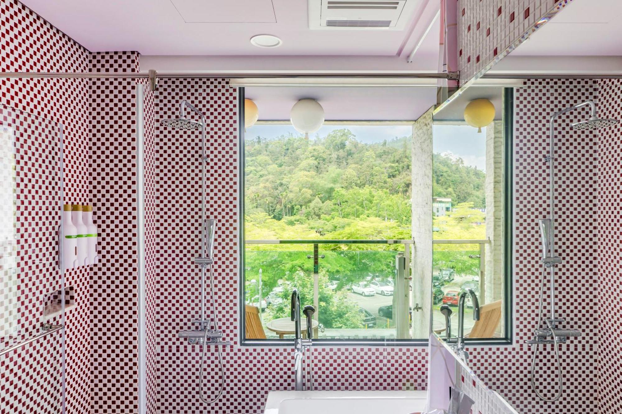 Han Yan Design Hotel Yuchi Bagian luar foto