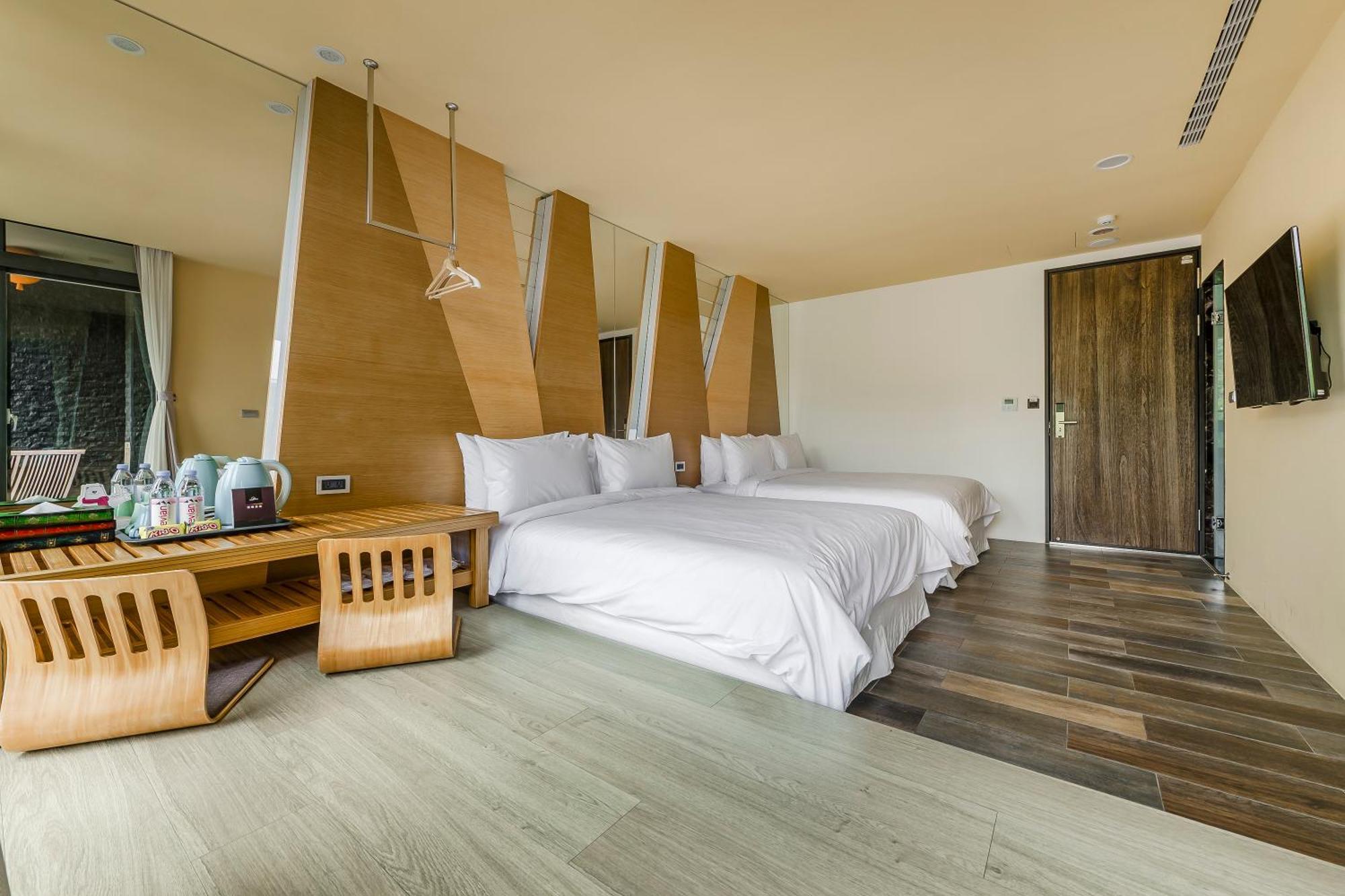 Han Yan Design Hotel Yuchi Bagian luar foto